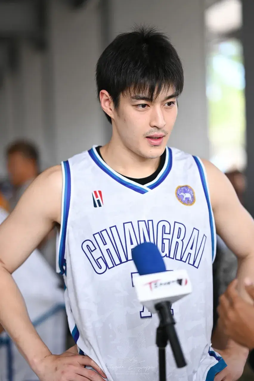 ซูมกระทิงอยากโดนกระแทก