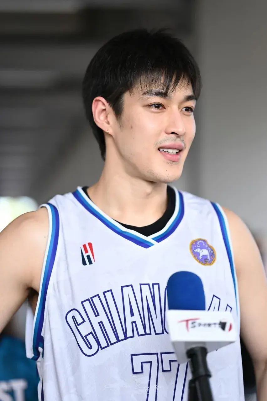 ซูมกระทิงอยากโดนกระแทก