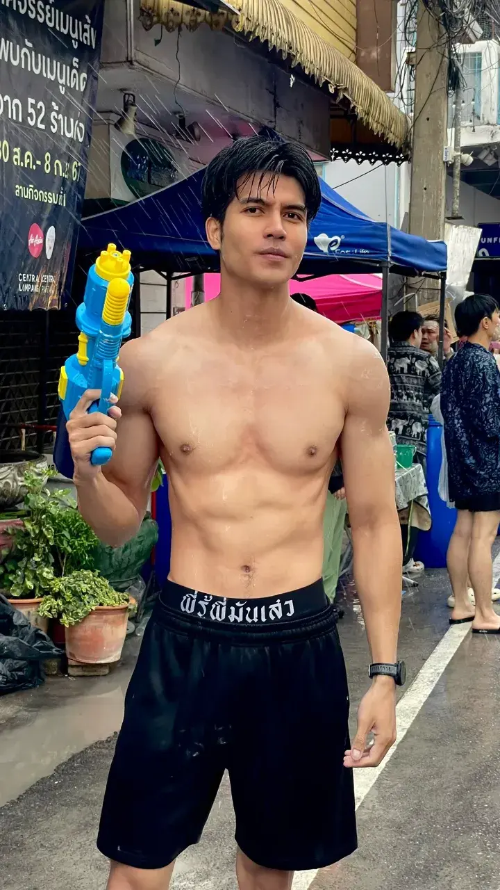 ยิงให้หมดกระสุนเลยก็ยอมมม