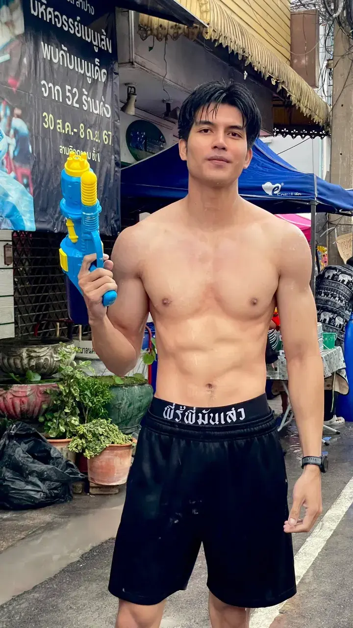 ยิงให้หมดกระสุนเลยก็ยอมมม