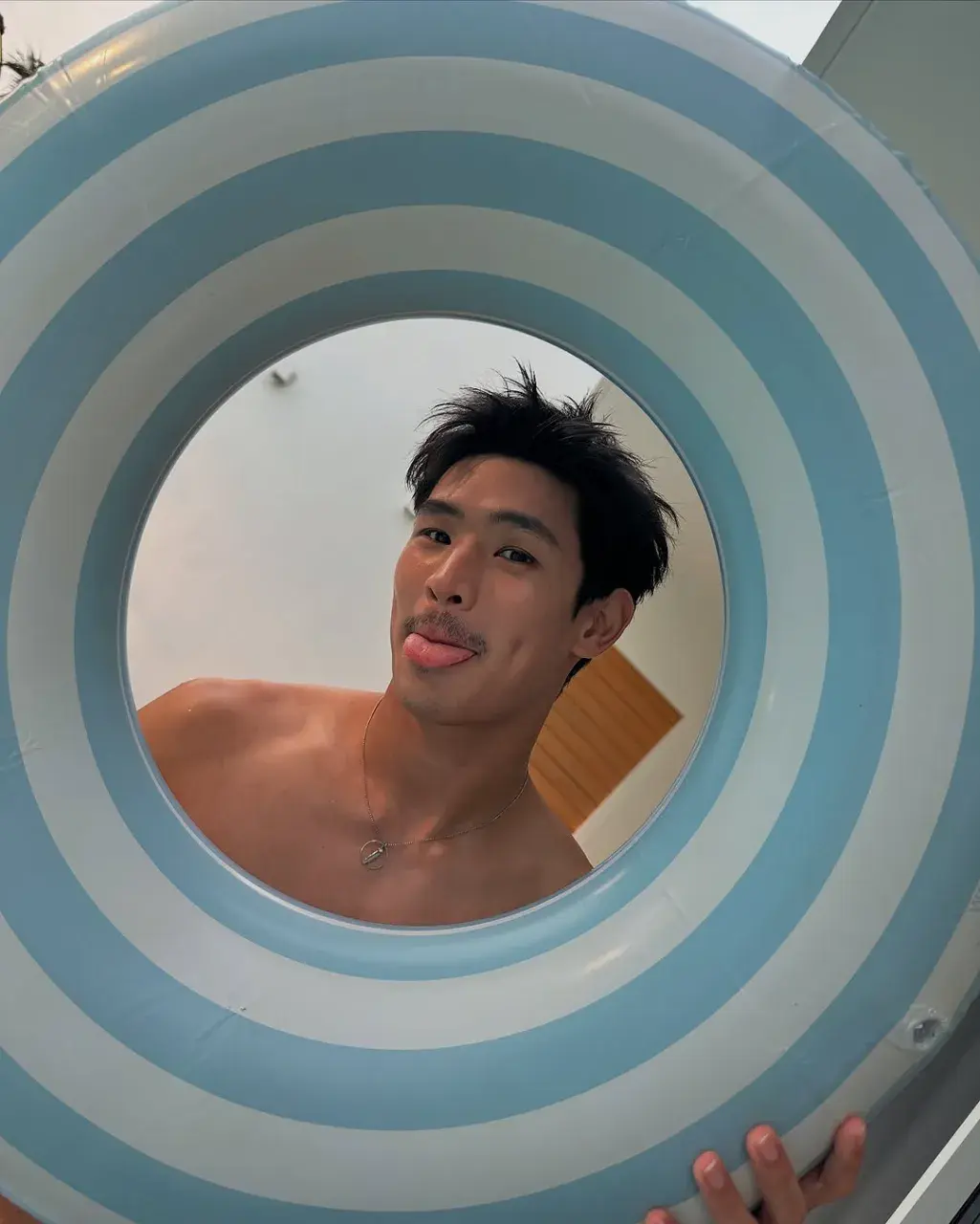 แลกลิ้นมันที่รัก