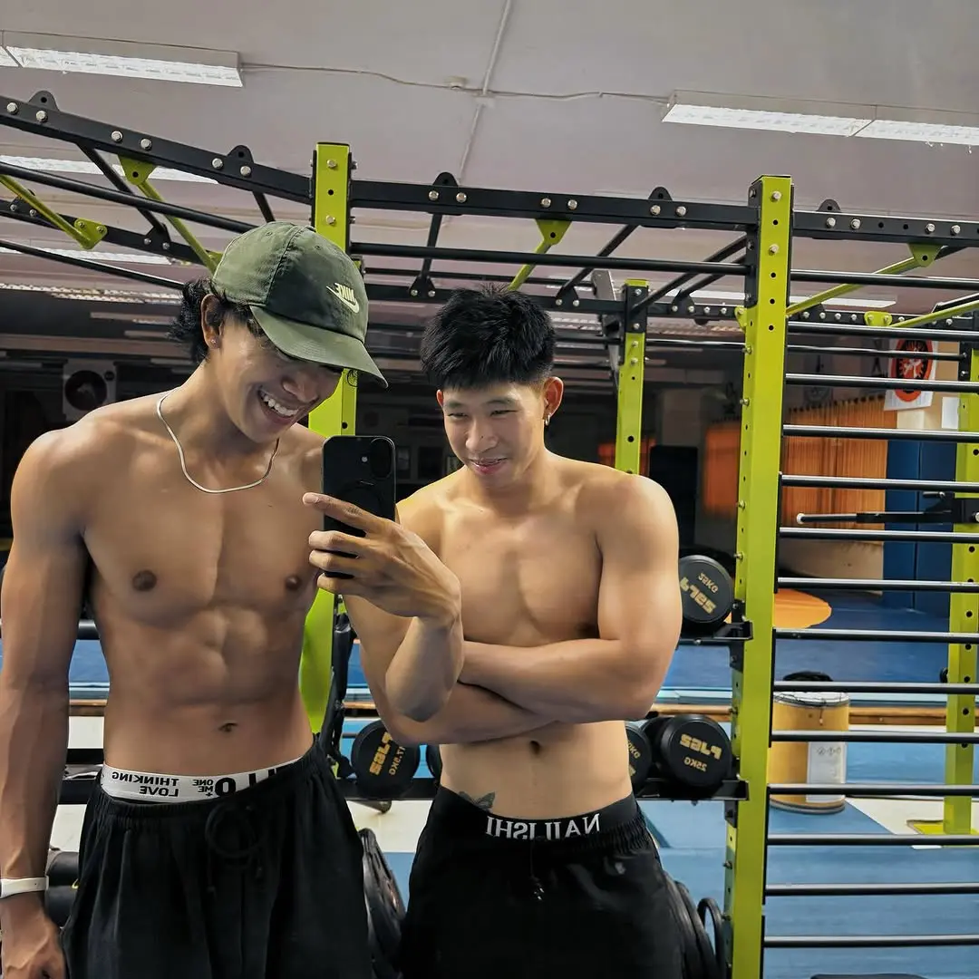 กรอบกรุบๆกึดๆ