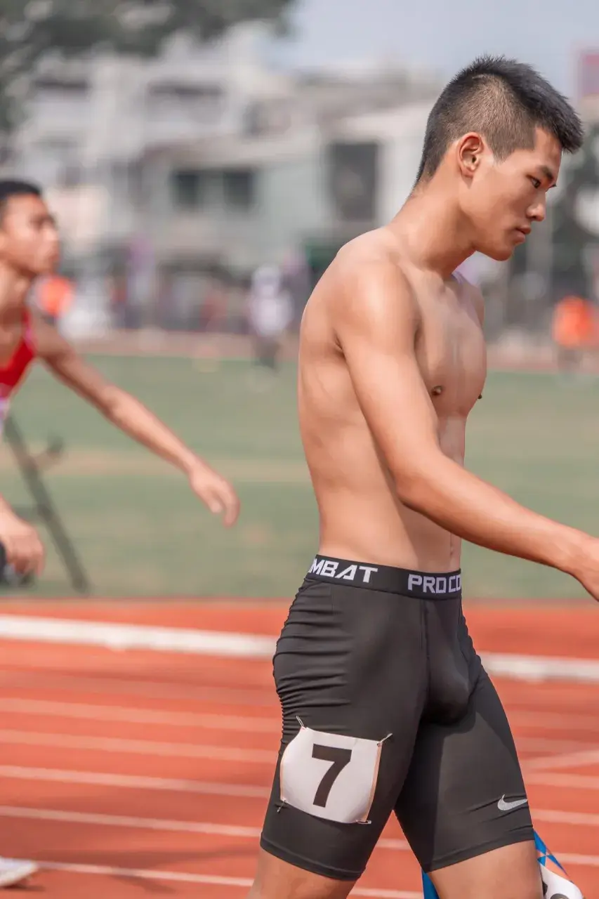 จุกๆ..นักกีฬา