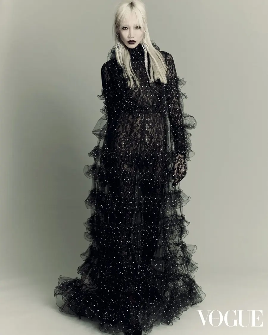 Soo Joo Park @ VOGUE Hong Kong April 2025