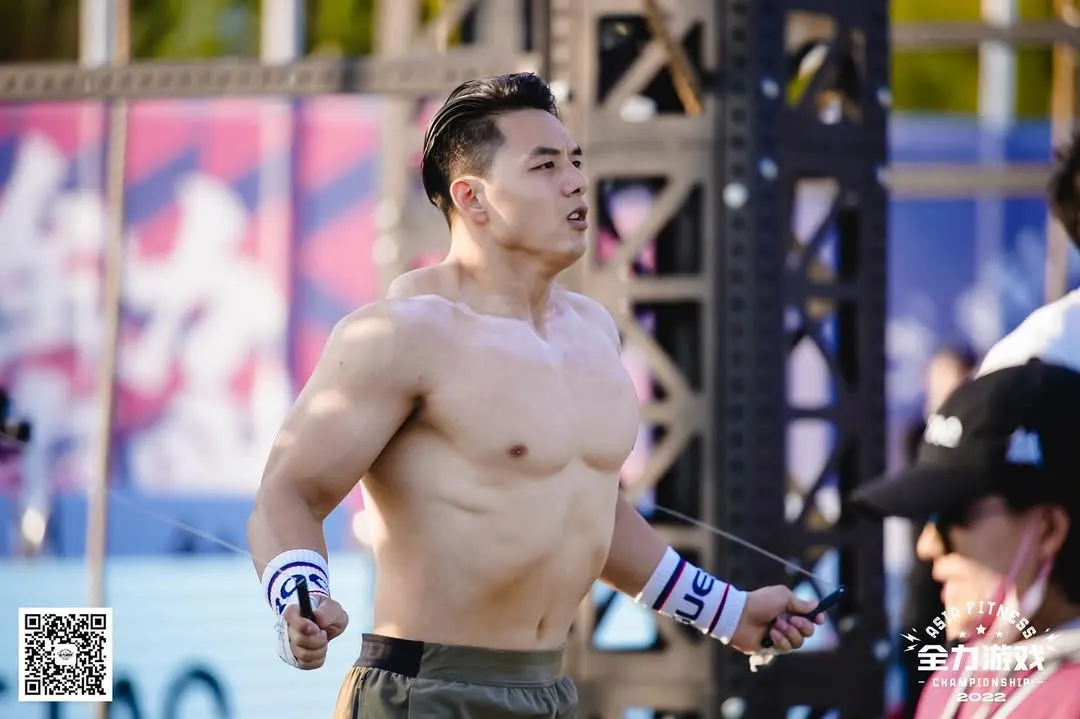 Cool and rugged guy : 胡悍Rocky