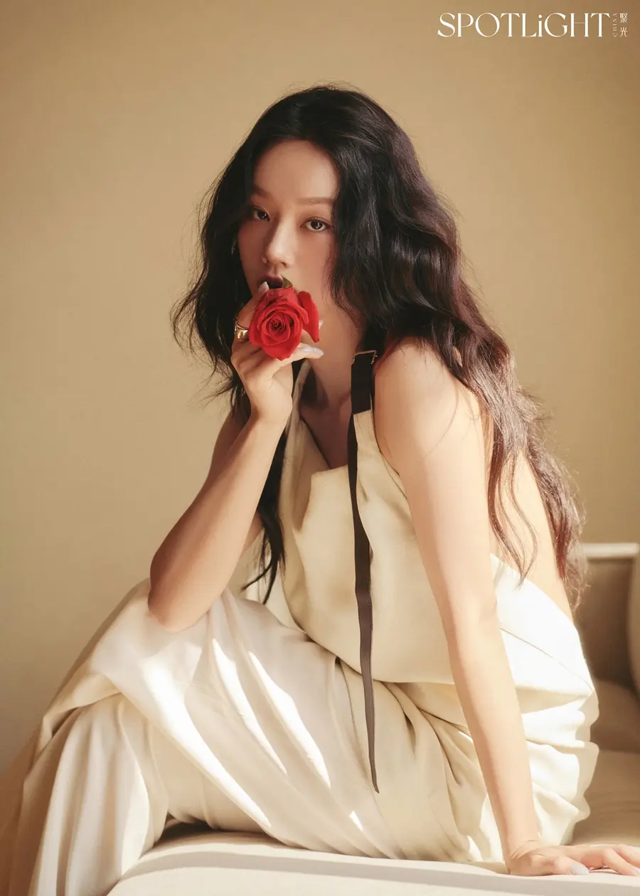 Lee Hyeri @ SPOTLiGHT China April 2025