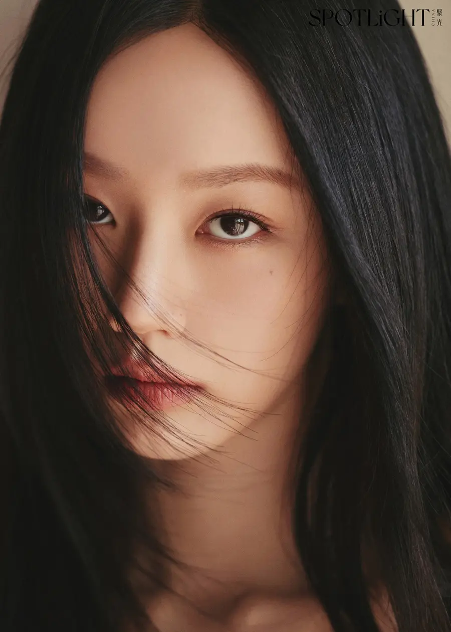 Lee Hyeri @ SPOTLiGHT China April 2025