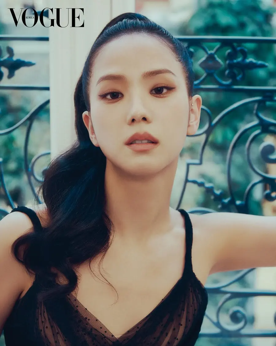 Jisoo @ VOGUE Korea April 2025