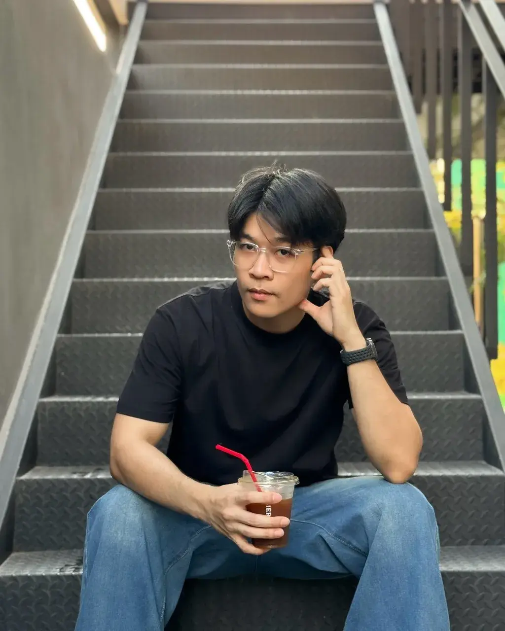 กลิ่นหนุ่มโชยมา