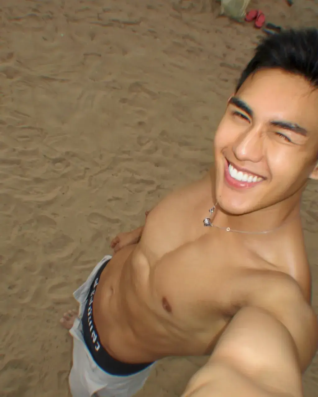 กลิ่นหนุ่มชวน..ราคะ