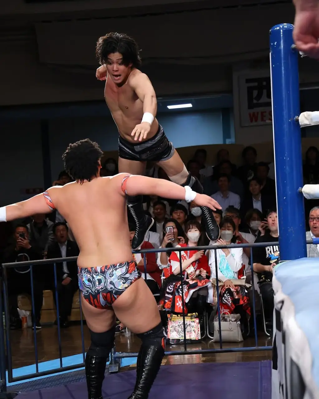 Professional wrestler : Yuma Anzai