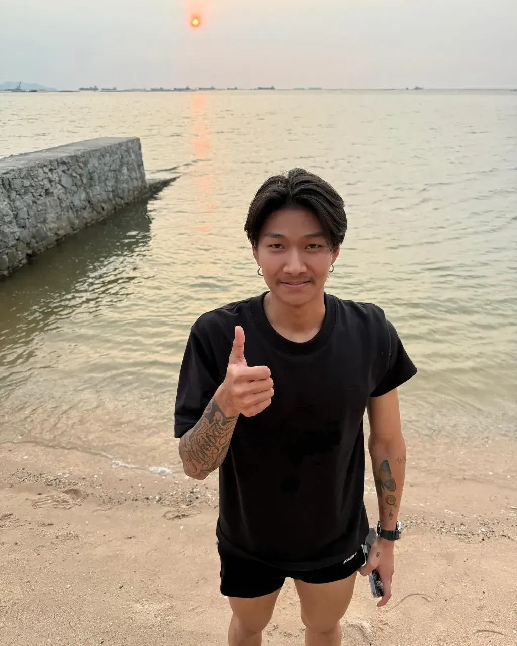 ไม่ถอดแต่น่ากอดตลอด