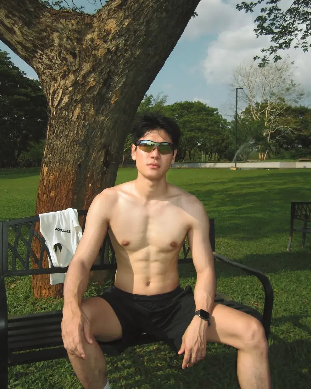 สวาทรักหนุ่มหล่อ