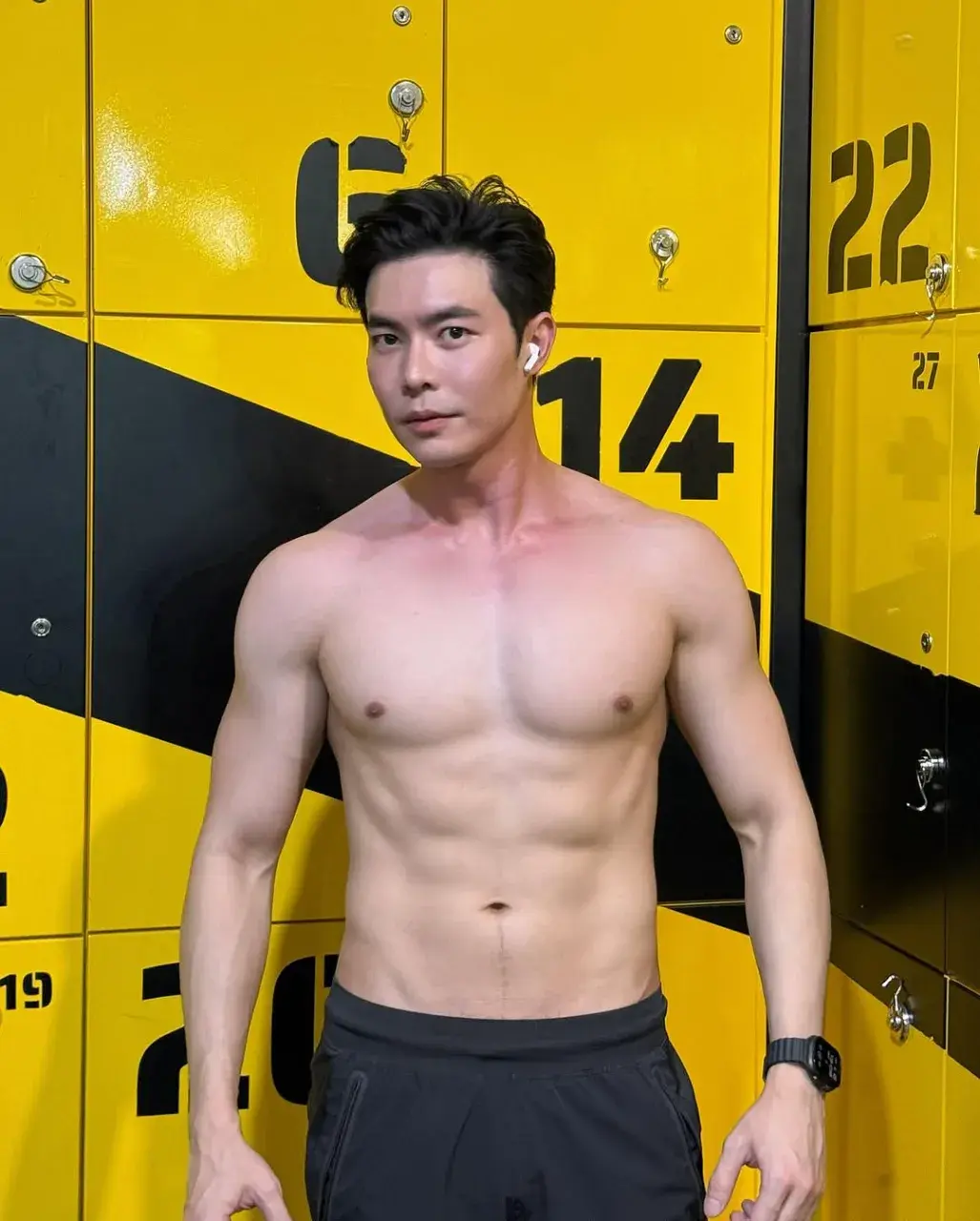ทรงแด๊ดxทรงผัว/