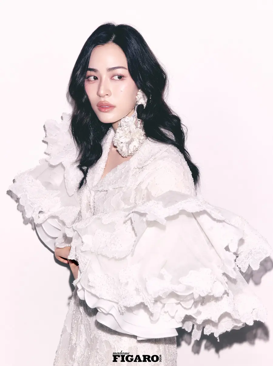 หลิงหลิง-ศิริลักษณ์ คอง @ madame FIGARO MODE China May 2025