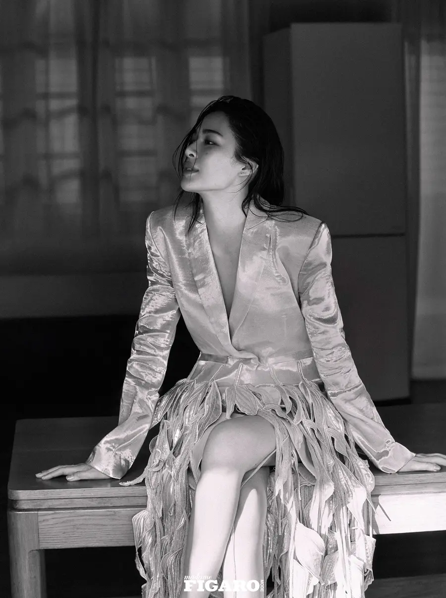 หลิงหลิง-ศิริลักษณ์ คอง @ madame FIGARO MODE China May 2025