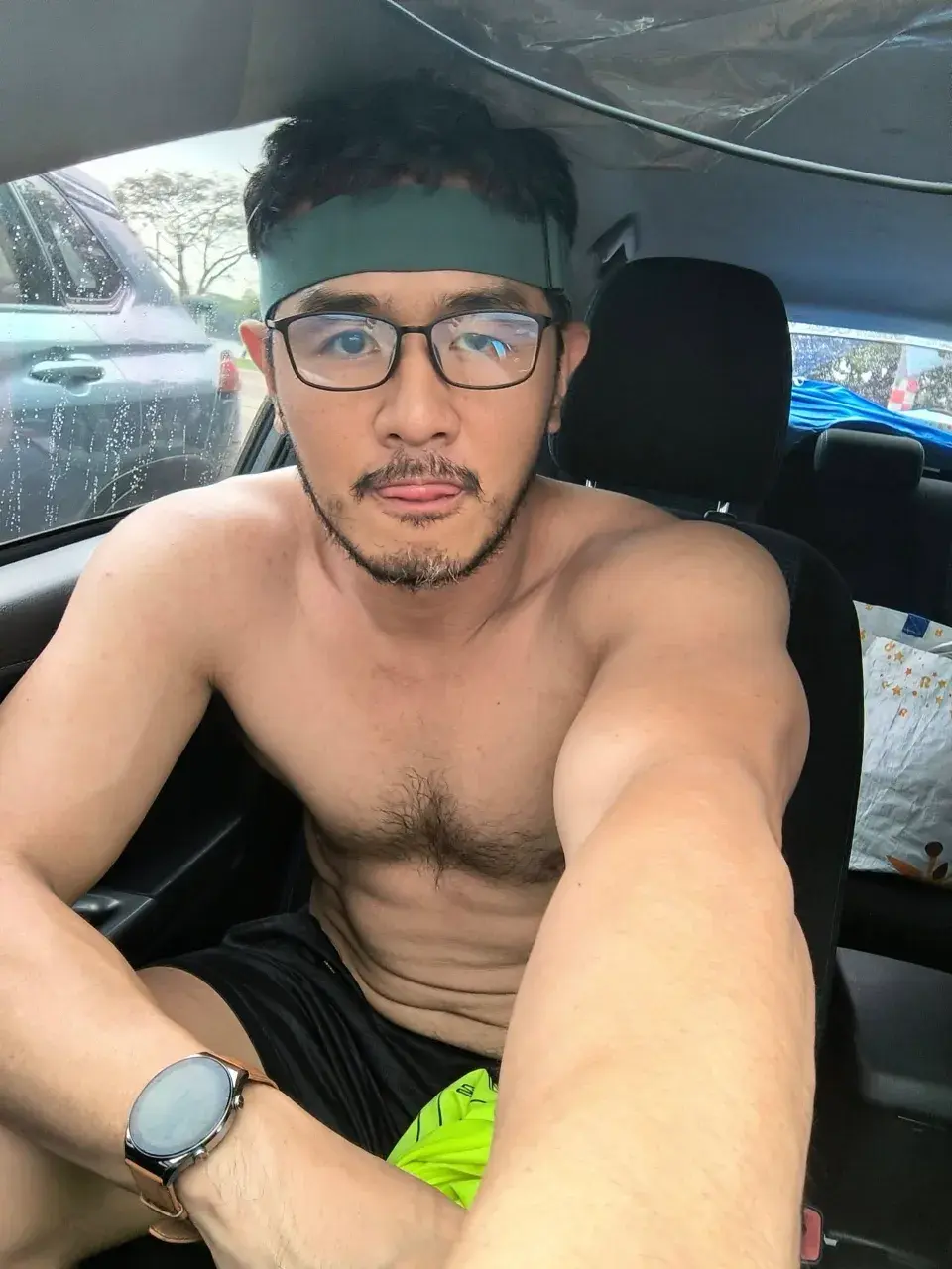 เสวเครากับหนวด