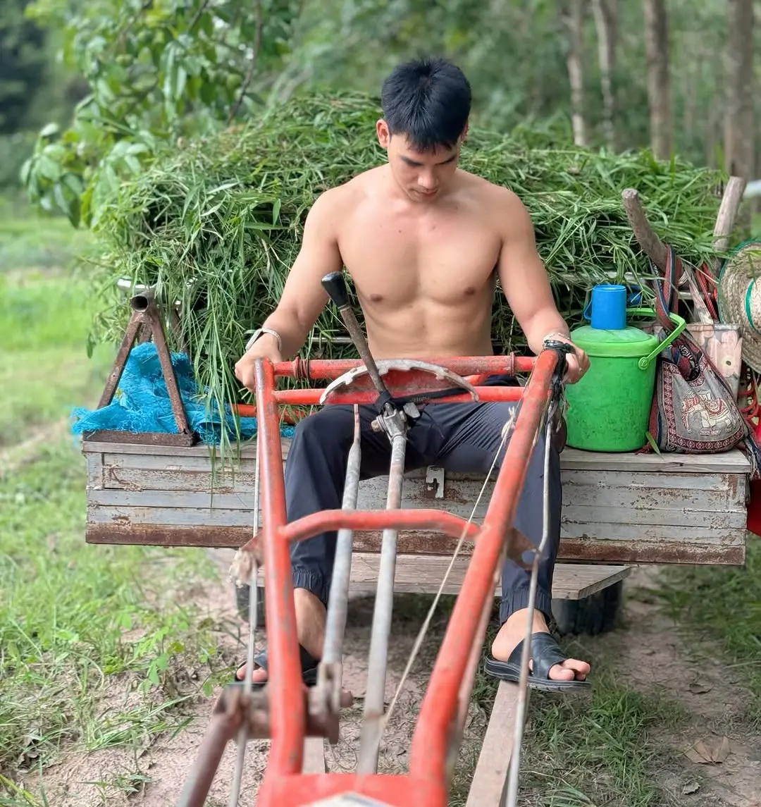 ช๊อตนี้พี่เสว