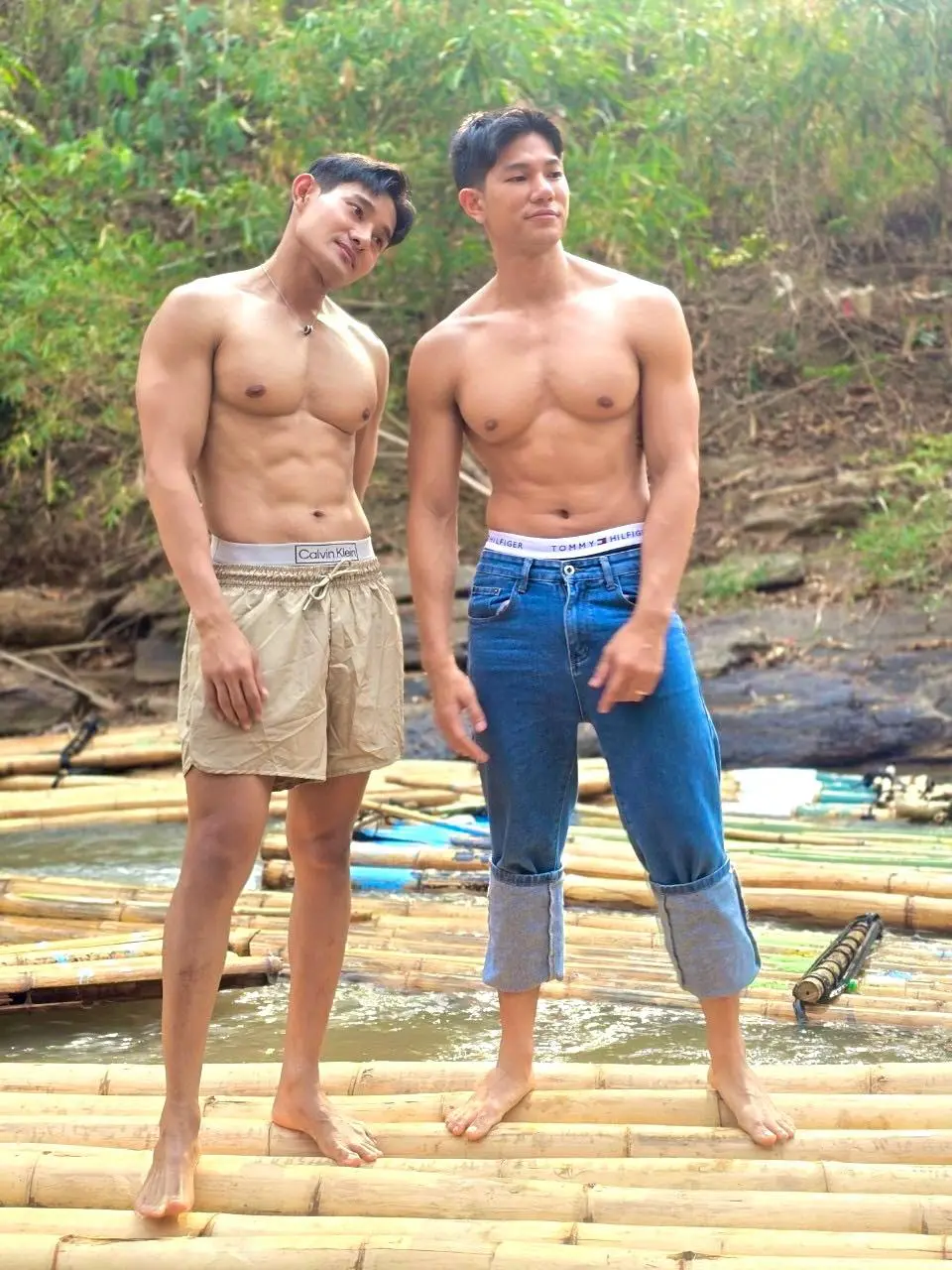 ถอดโชว์เรือนร่าง 2935