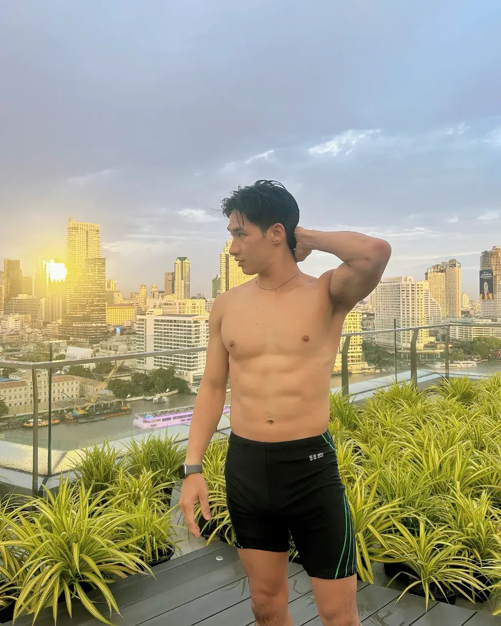 ถอดโชว์เรือนร่าง 2936