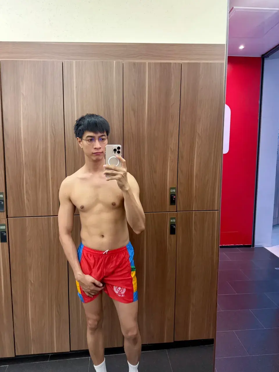 ถอดโชว์เรือนร่าง 2937