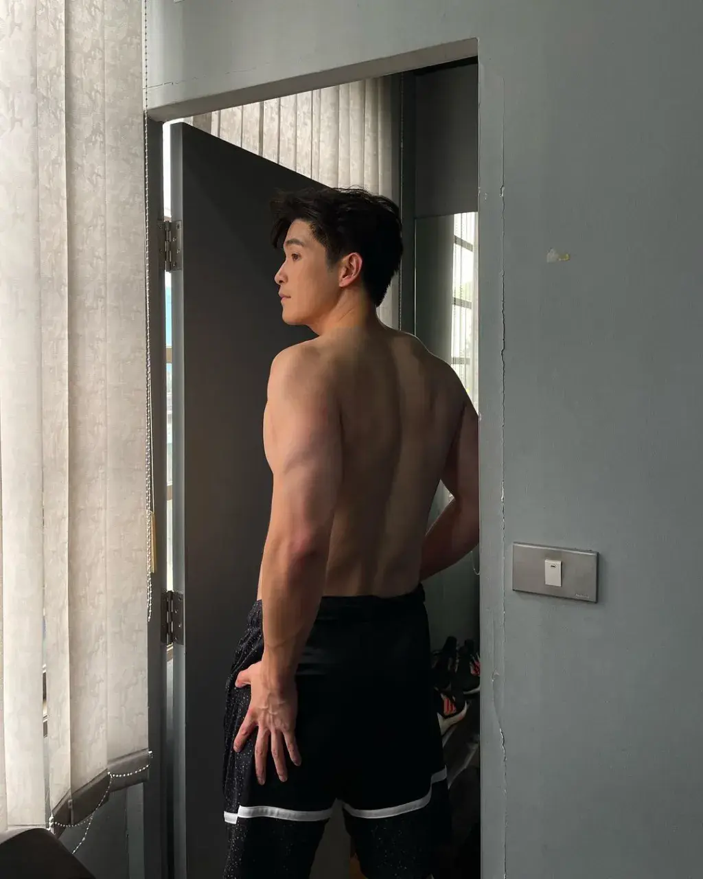 จ้องจะเลียแล้วเล็ก