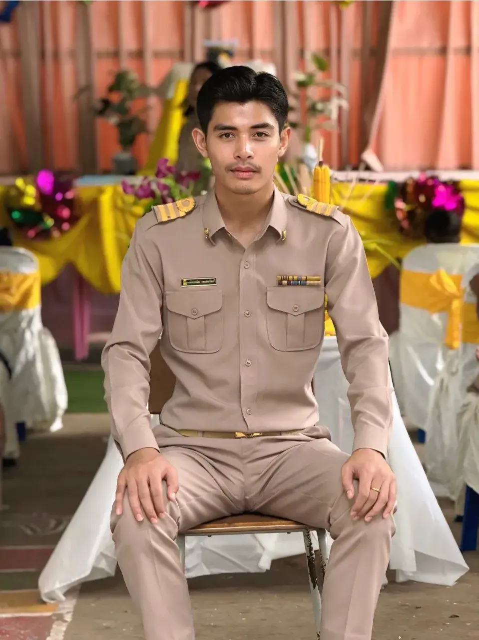 เสพติดผู้
