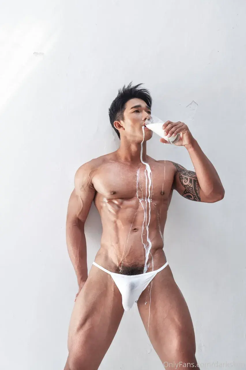 สักครั้งจะตั้งใจเลีย