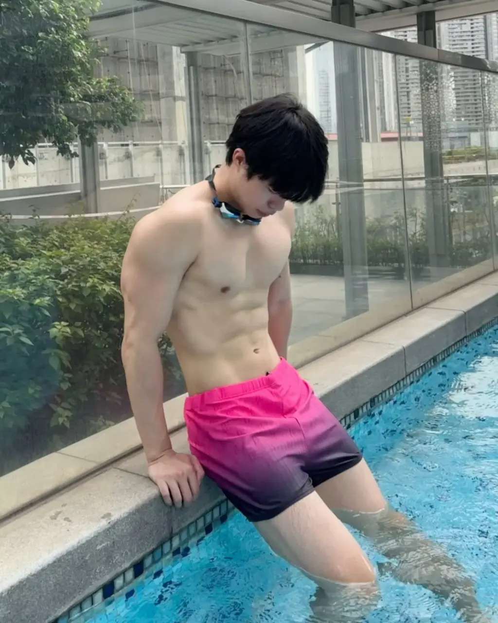 ถอดโชว์เรือนร่าง 2939