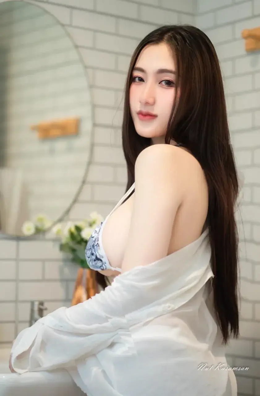 น้อง ddrungg Rungdee Boonwattana นางแบบสาวสวย อก Cup E