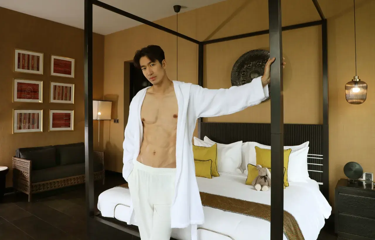 เฮียเดี่ยวทำเสียวตลอด