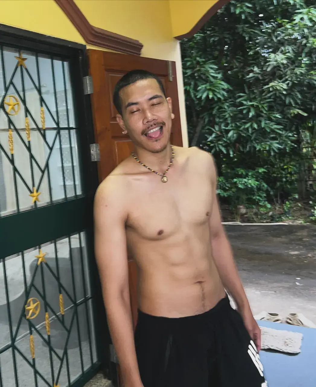 เสวหนวดจัง