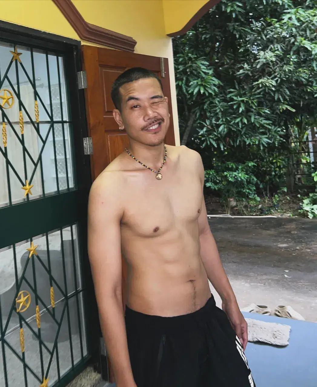 เสวหนวดจัง