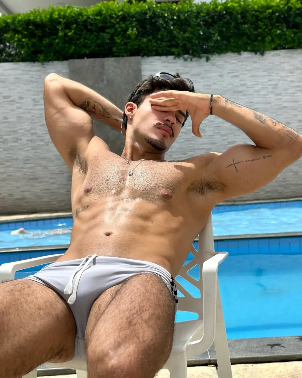 Cool GUY : J&uacute;nior Soares