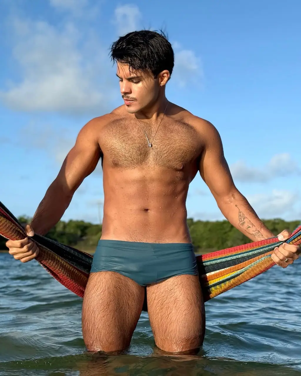 Cool GUY : J&uacute;nior Soares