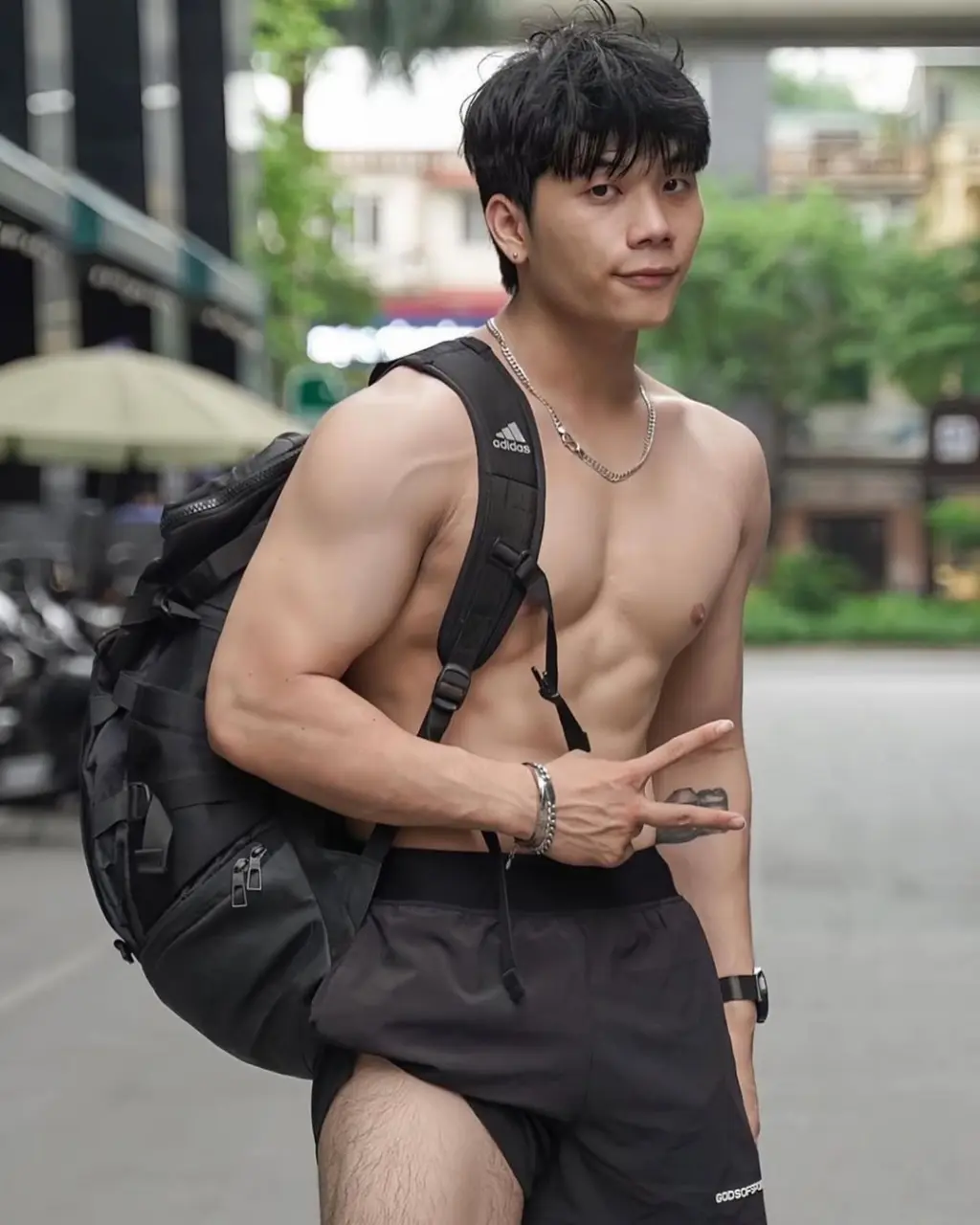 Cool GUY : L&ecirc; Th&agrave;nh Trung
