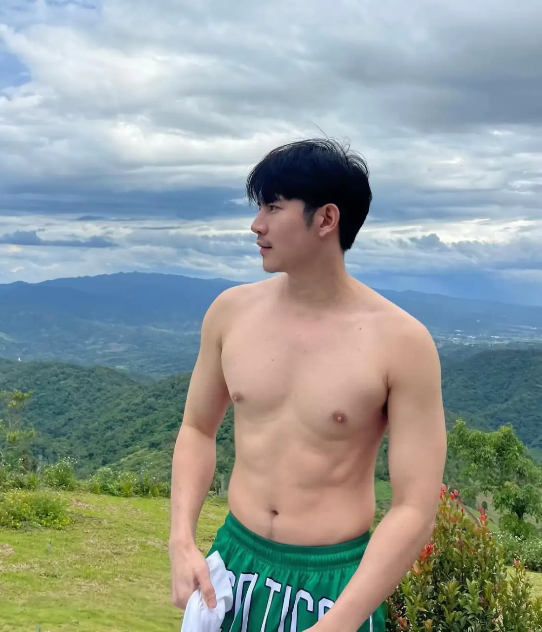 ถอดโชว์เรือนร่าง 2941