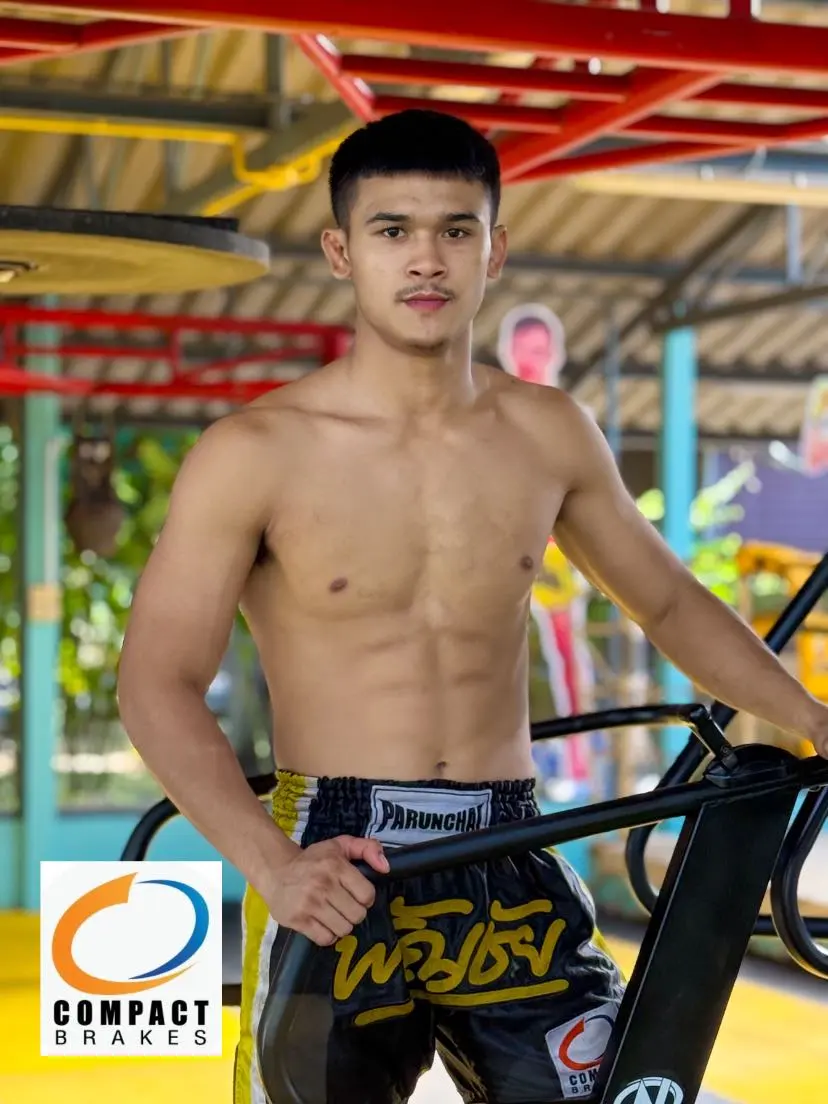 พร้อมมวยโค้ก