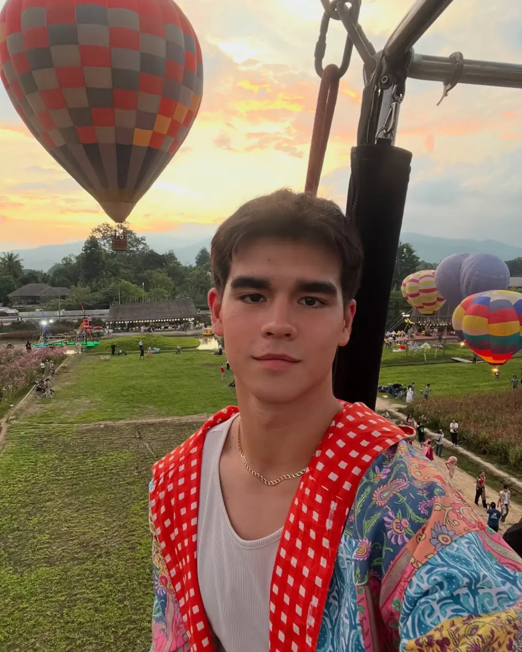 Cool and cute guy : Jirayu Jack Tucker 2