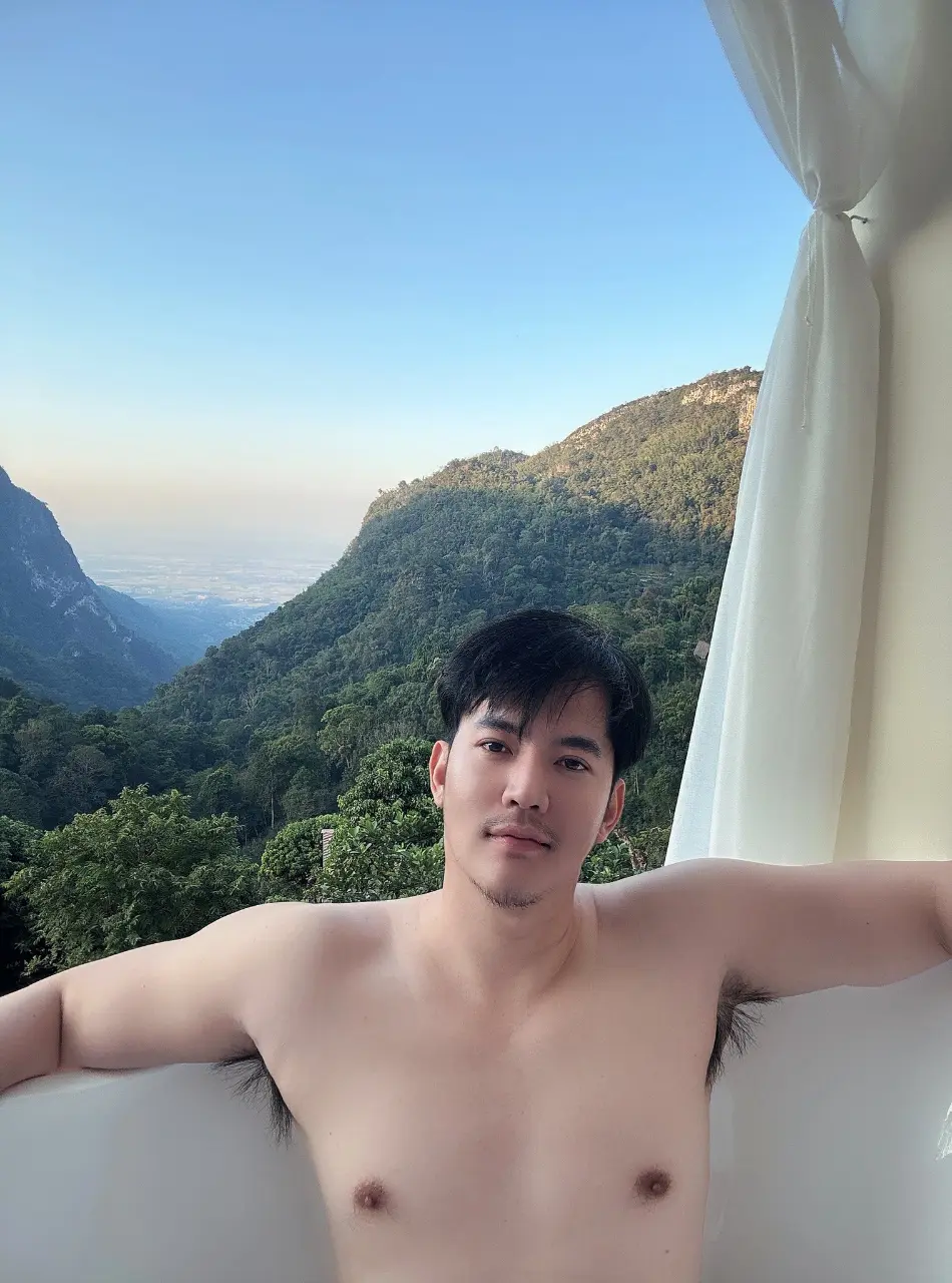 Financial Planner : Narapong Noukaew
