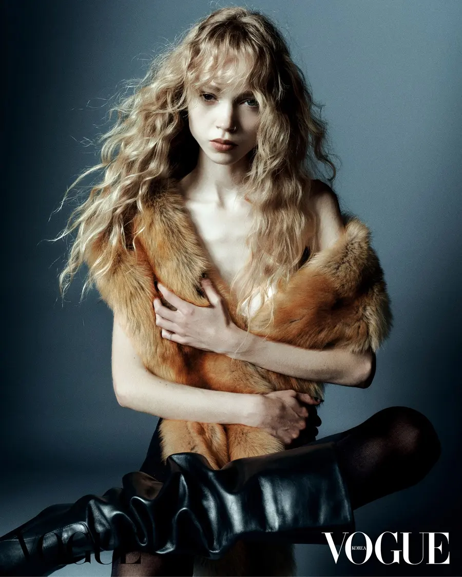 Song Ah Woo, Junyeong Baek, Rosalieke Fuchs, Ella Dalton & Pierrick Gregoire @ VOGUE Korea July 2025