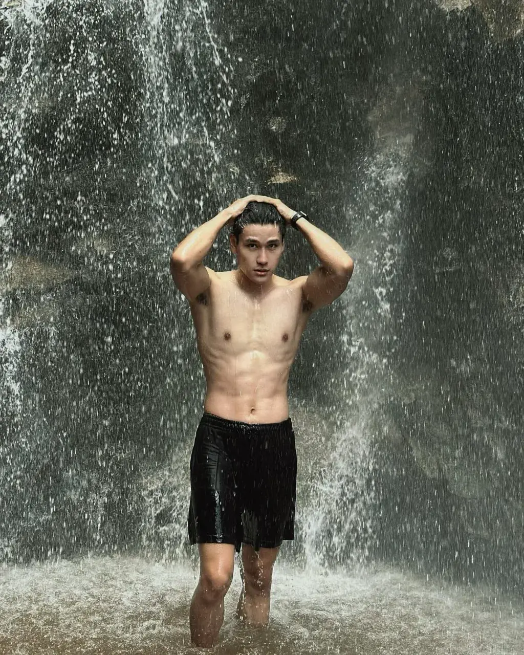 เห็นน้ำตกน้ำแตกแล้วเธอ