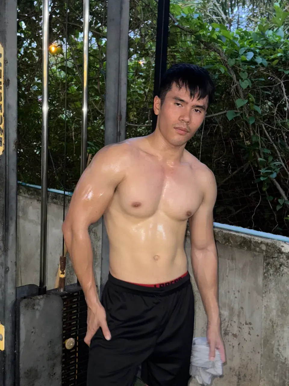 แฉะรอเธอ