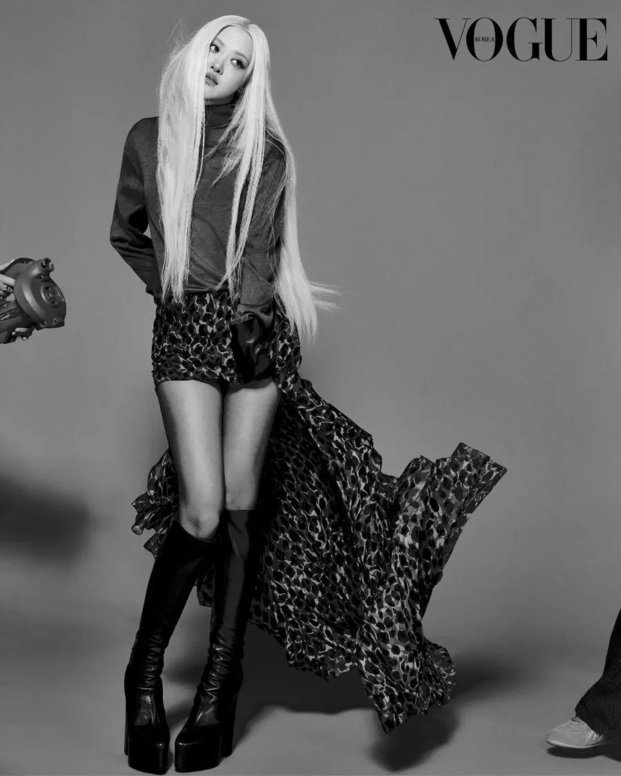 Ros&eacute; @ VOGUE Korea August 2025