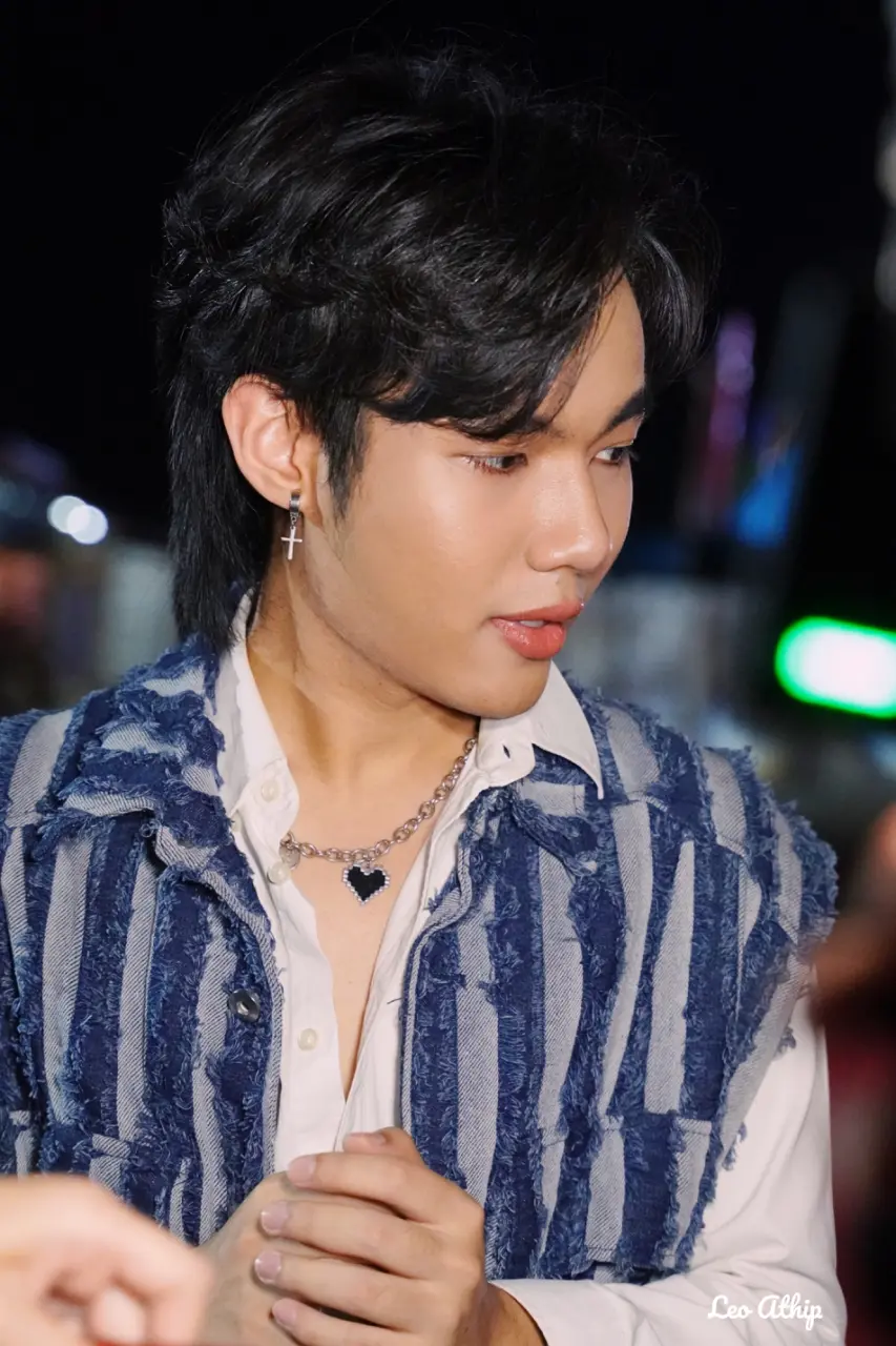 ลีโอ อธิป โสดา ไมค์ปลดหนี้