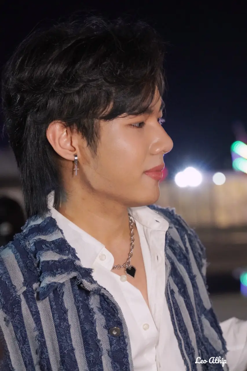 ลีโอ อธิป โสดา ไมค์ปลดหนี้