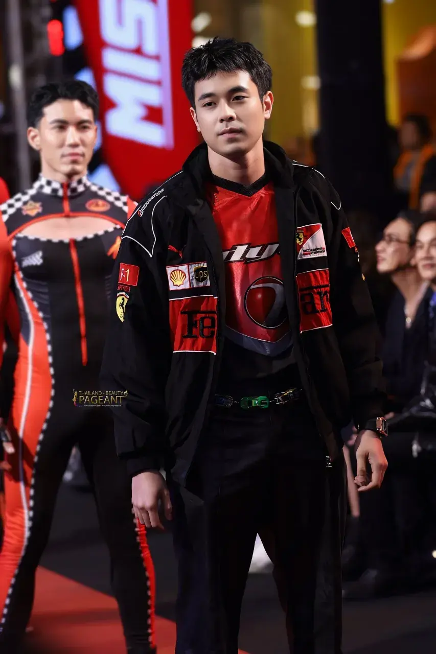 หล่อน่ารัก