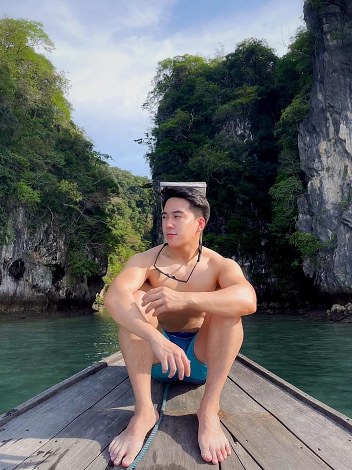 เผลอเลีย