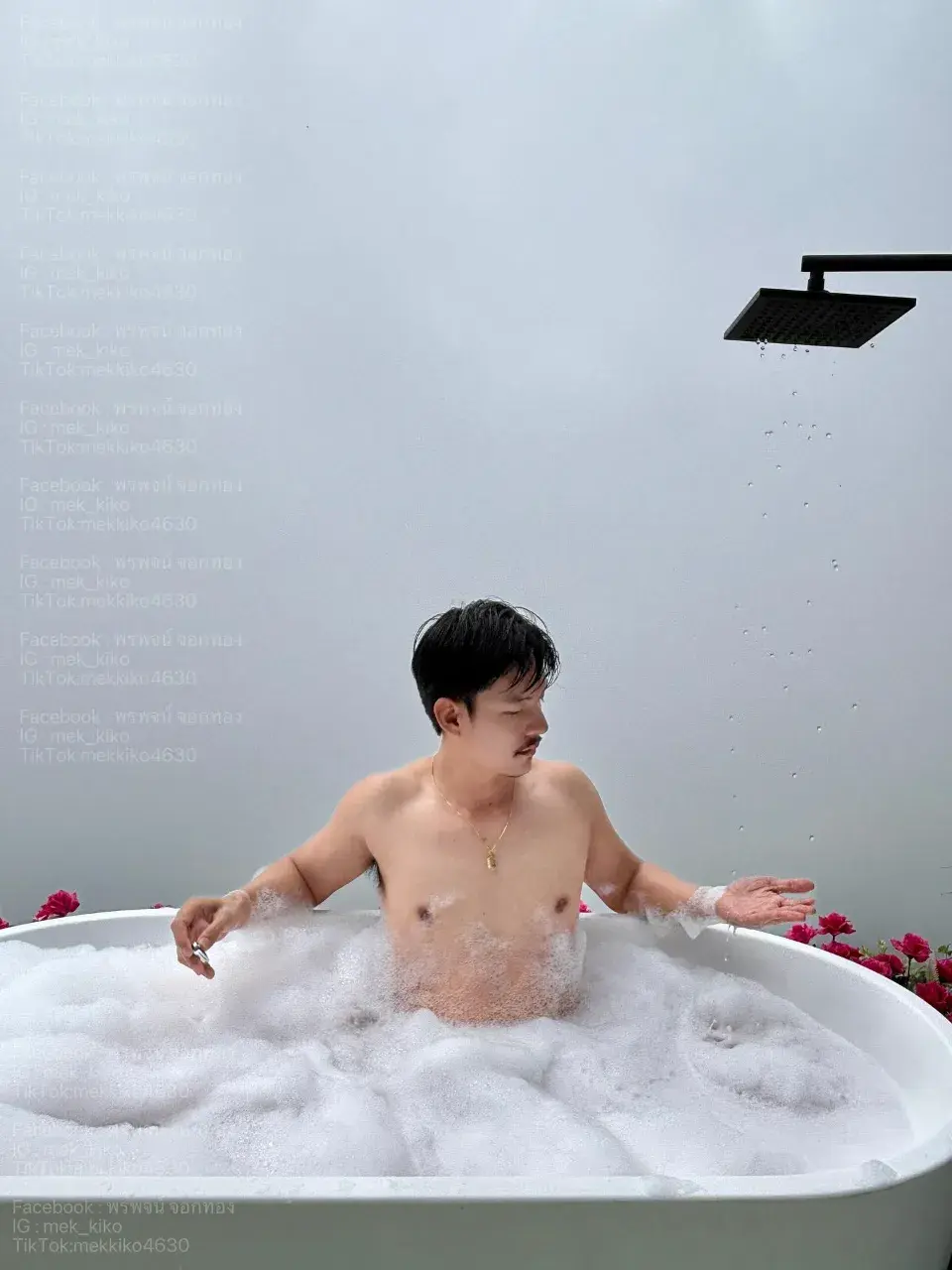 สองรักสุดเสว