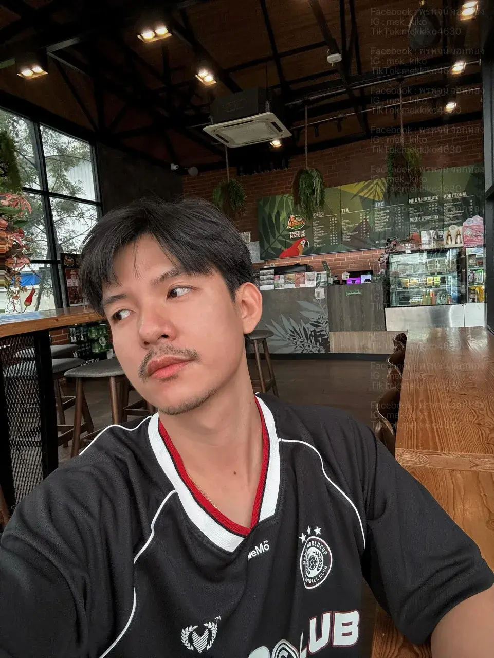 แซ๋บเลียสาก